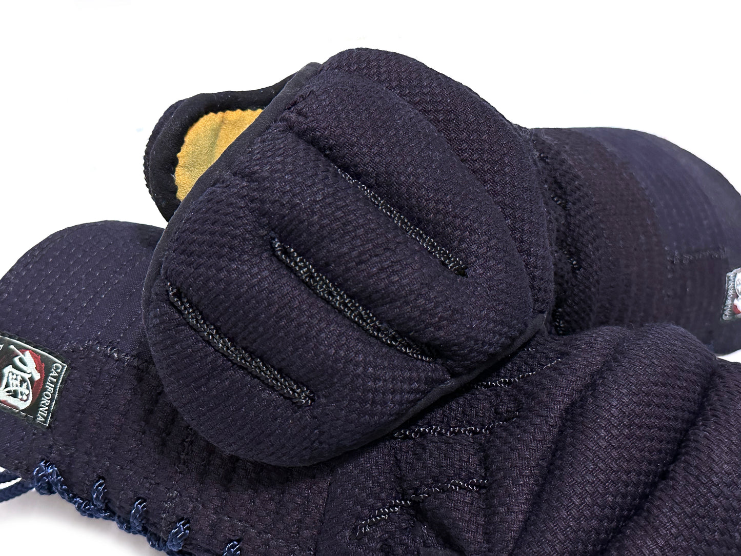CA Budogu PEARL: Lightweight Jissengata Style Kote