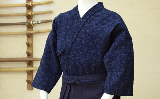 'BUSHUICHI" Monyou Label: Premium "KIKKO" Patterned Single Layer Kendogi