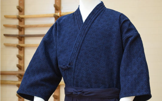 'BUSHUICHI" Monyou Label: Premium "SEIGAIHA" Patterned Single Layer Kendogi