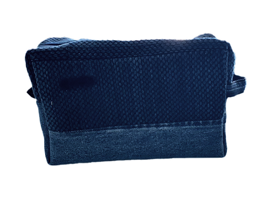 [WAIPUNA DESIGNS ORIGINAL] Upcycled Vintage Dogi Box Pouch